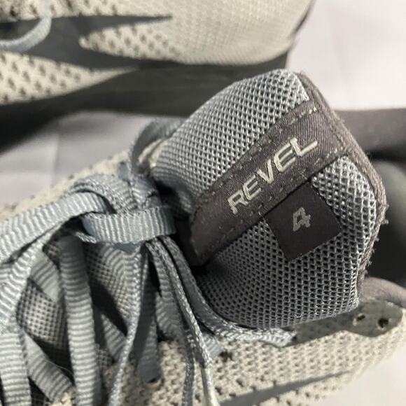 Brooks Revel 4 Shoes Mens Size 9.5 Lightweight Running Trainers Sneakers - Picture 2 of 16